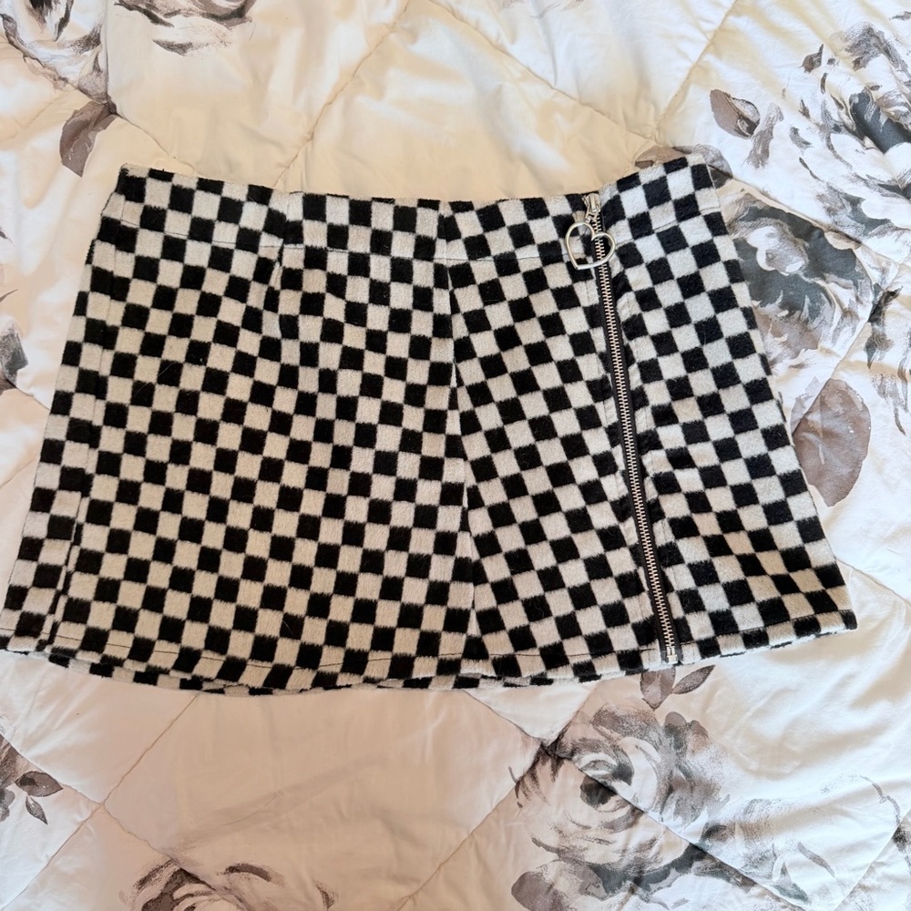 UNIF checkerboard mini skirt size large